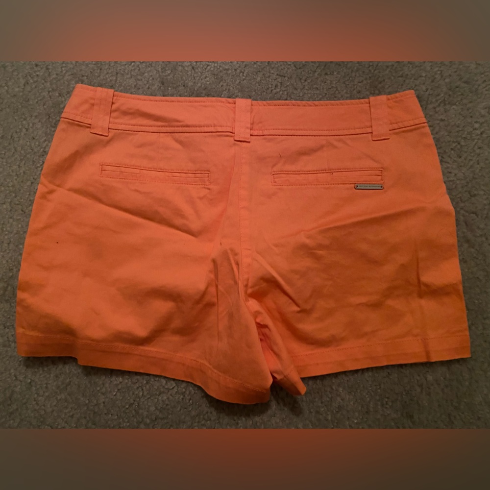 Coral NY & Comp. Shorts! Brand new size 8